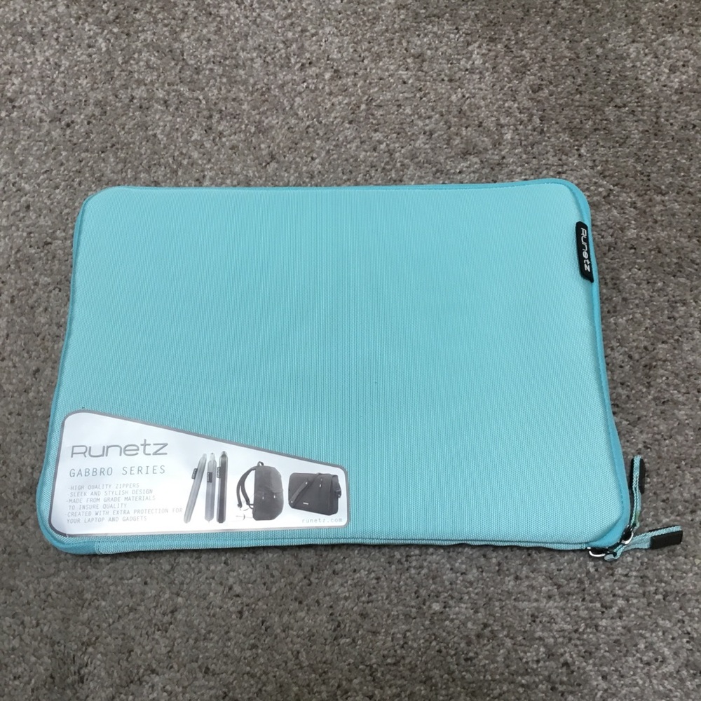 Runetz Seafoam Laptop Case